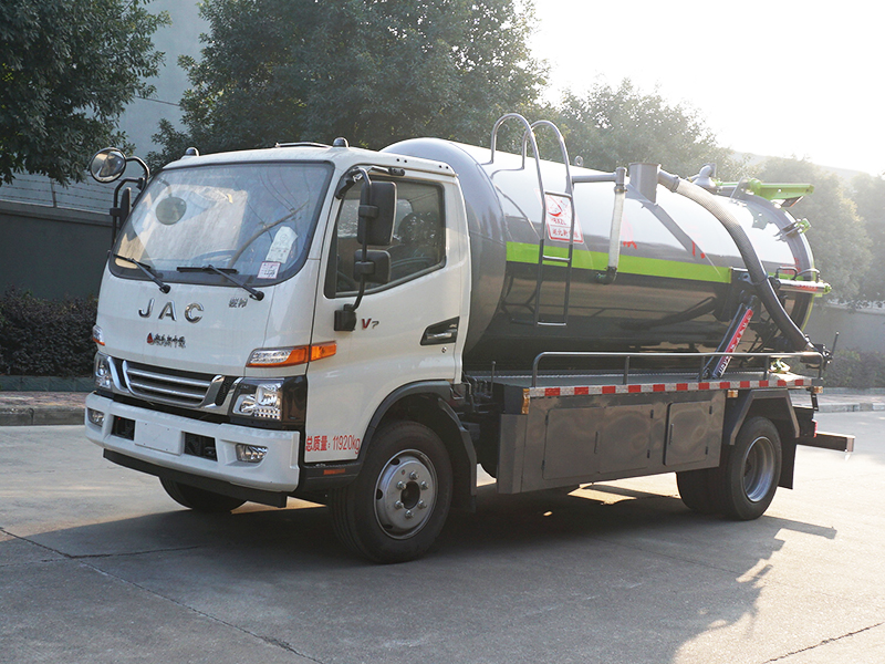 中潔牌XZL5128GXW6型吸污車